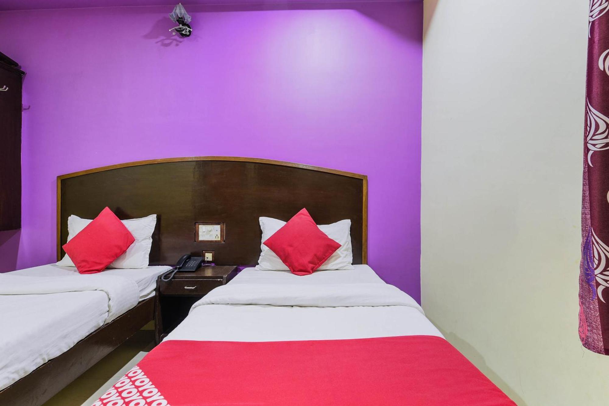 Hotel O K S N Residency Pedda Waltair ภายนอก รูปภาพ
